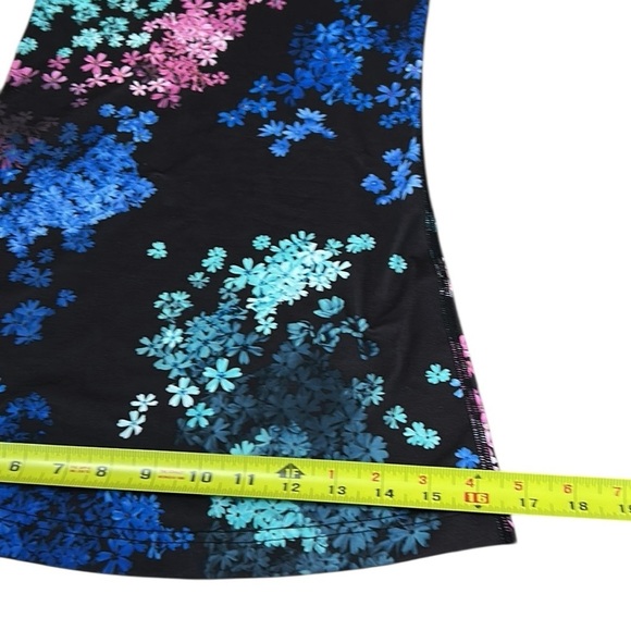 LULULEMON halter sport top, floral,sz 4, retro tag but still in great condition - Picture 8 of 11